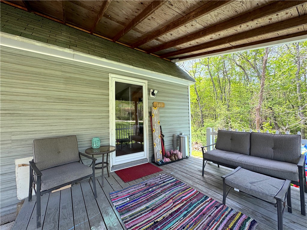 148 Poverty Hollow Rd