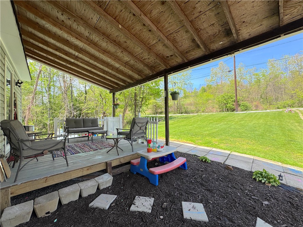 148 Poverty Hollow Rd