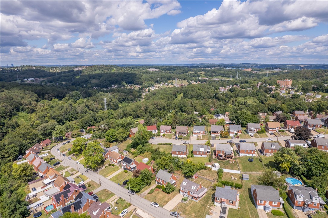 West Mifflin, Pennsylvania 15122, United States, 3 Bedrooms Bedrooms, ,2 BathroomsBathrooms,Residential,Active,250391