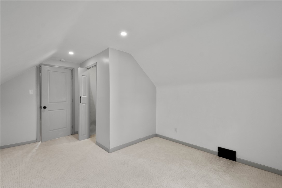 West Mifflin, Pennsylvania 15122, United States, 3 Bedrooms Bedrooms, ,2 BathroomsBathrooms,Residential,Active,250391