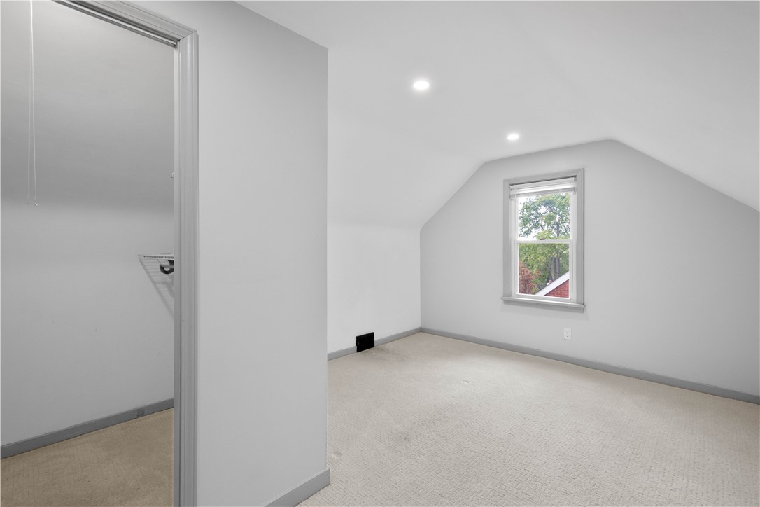 West Mifflin, Pennsylvania 15122, United States, 3 Bedrooms Bedrooms, ,2 BathroomsBathrooms,Residential,Active,250391