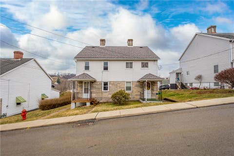 Townhouse For Sale - 21-23 Lincoln Street St<br/> Cokeburg, PA 15324