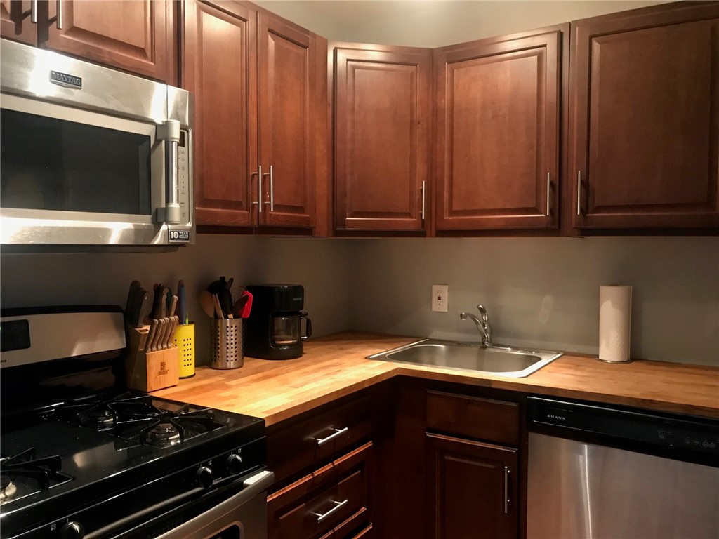 Manchester, Pennsylvania 15233, United States, 1 Bedroom Bedrooms, ,1 BathroomBathrooms,Residential,Active,91069