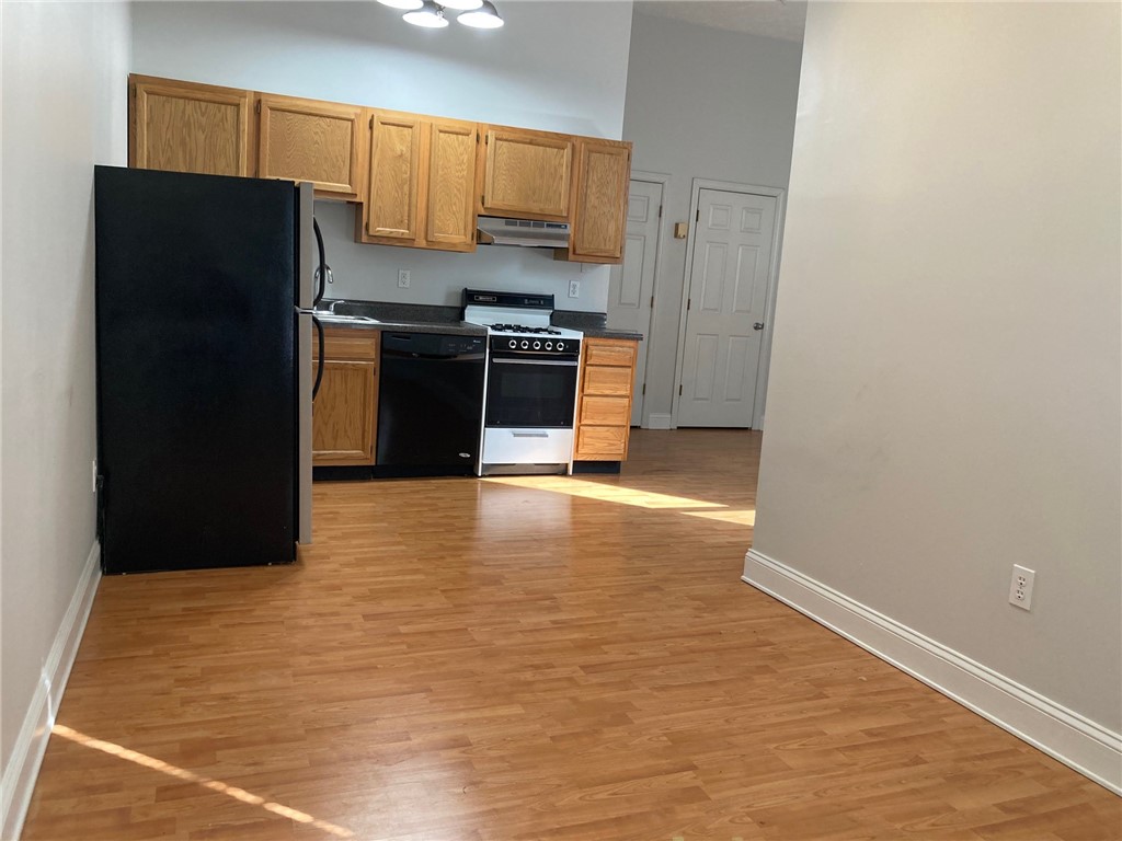 Manchester, Pennsylvania 15233, United States, 1 Bedroom Bedrooms, ,1 BathroomBathrooms,Residential,Active,91069