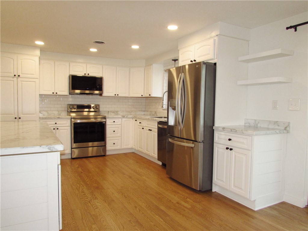 3352 Evergreen Drive Dr, Murrysville, Pennsylvania image 12