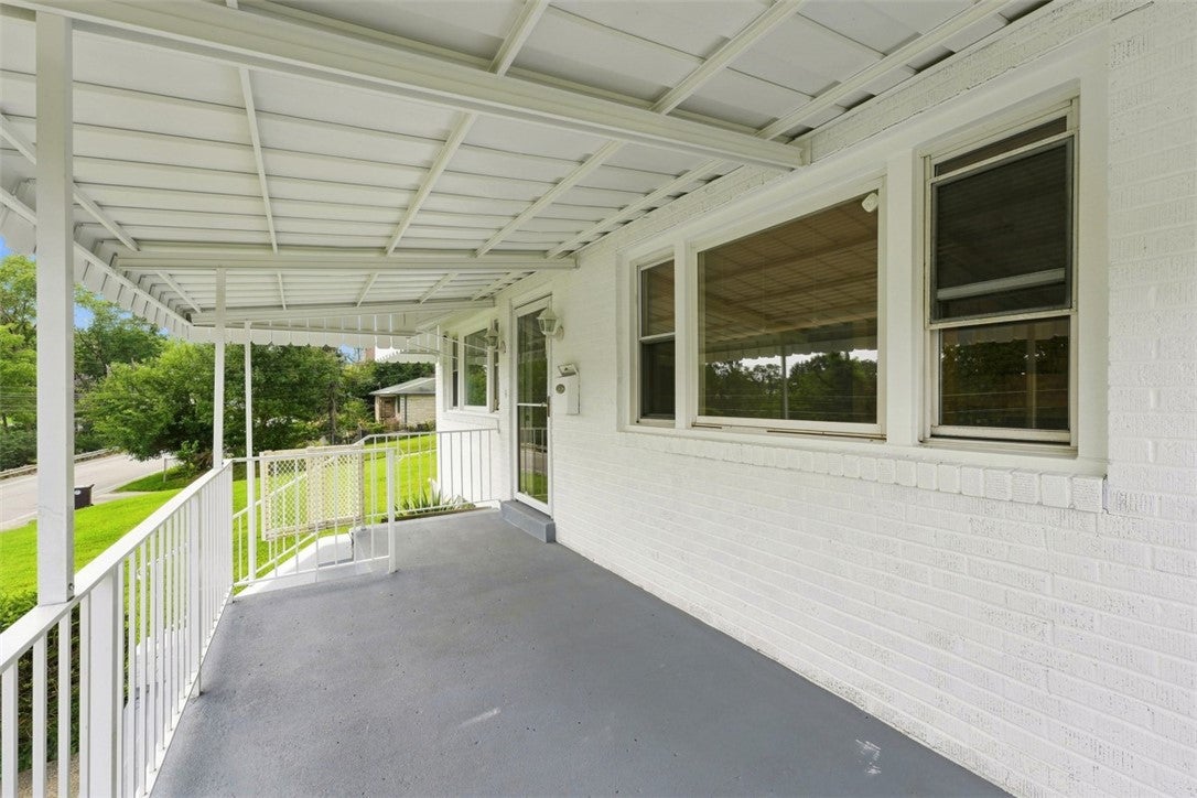 3129 Churchview