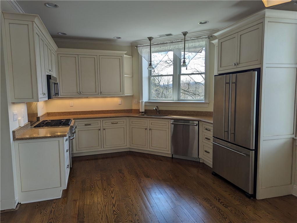 305 Elwick St St #3, Sewickley, Pennsylvania image 3