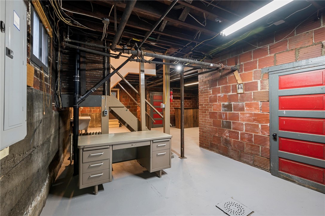 500 E 11th Avenue Ave, Tarentum, Pennsylvania image 37
