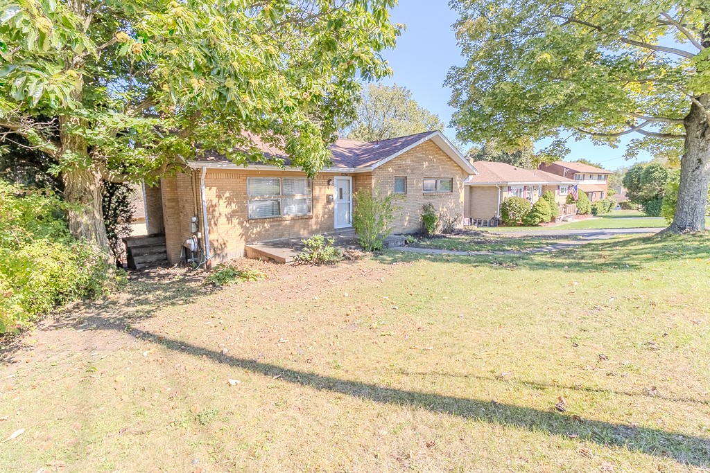 Monroeville, Pennsylvania 15146, United States, 3 Bedrooms Bedrooms, ,2 BathroomsBathrooms,Residential,Active,223763