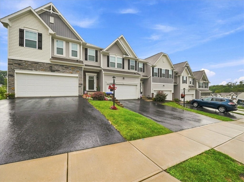 2503 Canterbury Dr