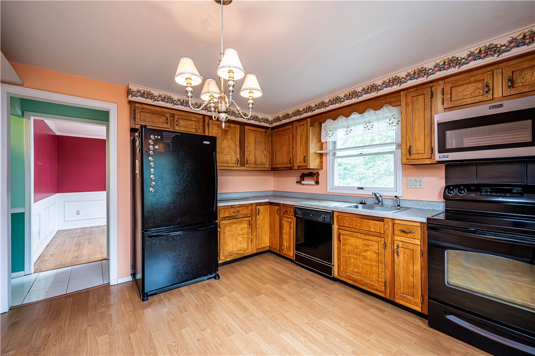 Unity Twp, Pennsylvania 15601, United States, 4 Bedrooms Bedrooms, ,3 BathroomsBathrooms,Residential,Active,199537