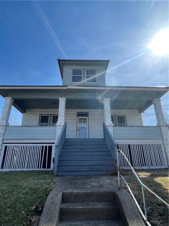 414 Keystone Dr Dr, New Kensington, Pennsylvania image 1