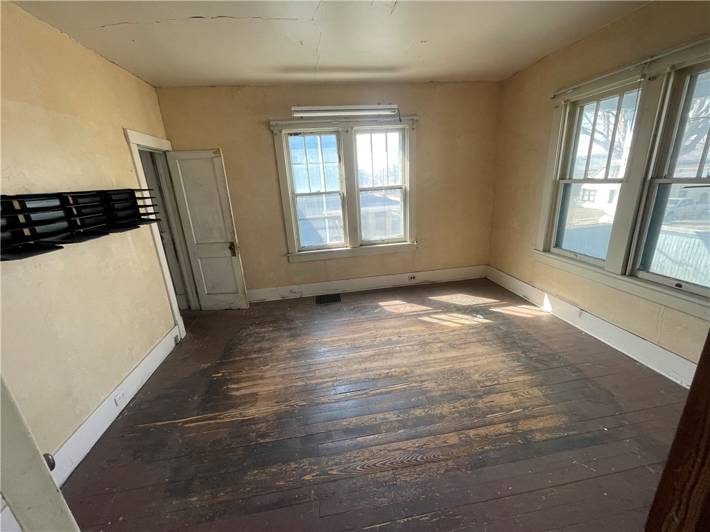 414 Keystone Dr Dr, New Kensington, Pennsylvania image 2