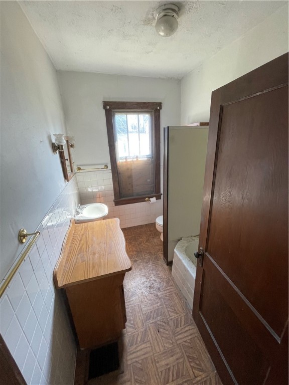 414 Keystone Dr Dr, New Kensington, Pennsylvania image 10