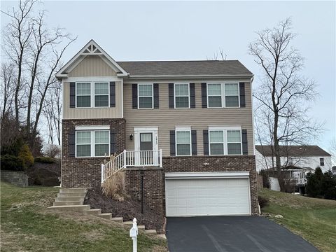 Photo of 1413 Lucia Dr, Canonsburg, PA 15317 (MLS # 1735600)