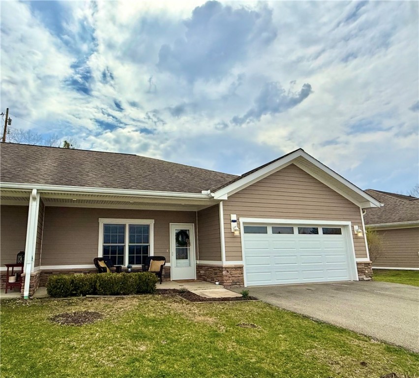 Ligonier Twp, Pennsylvania 15658, United States, 3 Bedrooms Bedrooms, ,2 BathroomsBathrooms,Residential,Active,98176