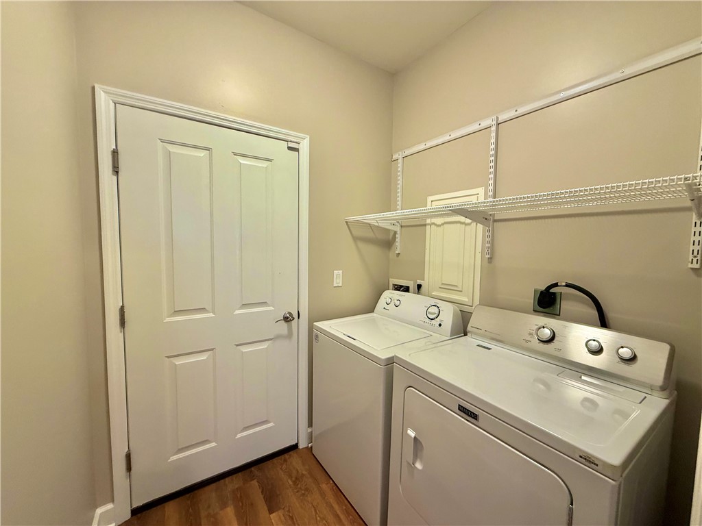 Ligonier Twp, Pennsylvania 15658, United States, 3 Bedrooms Bedrooms, ,2 BathroomsBathrooms,Residential,Active,98176