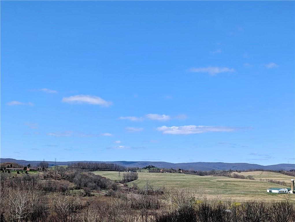 Ligonier Twp, Pennsylvania 15658, United States, 3 Bedrooms Bedrooms, ,2 BathroomsBathrooms,Residential,Active,98176