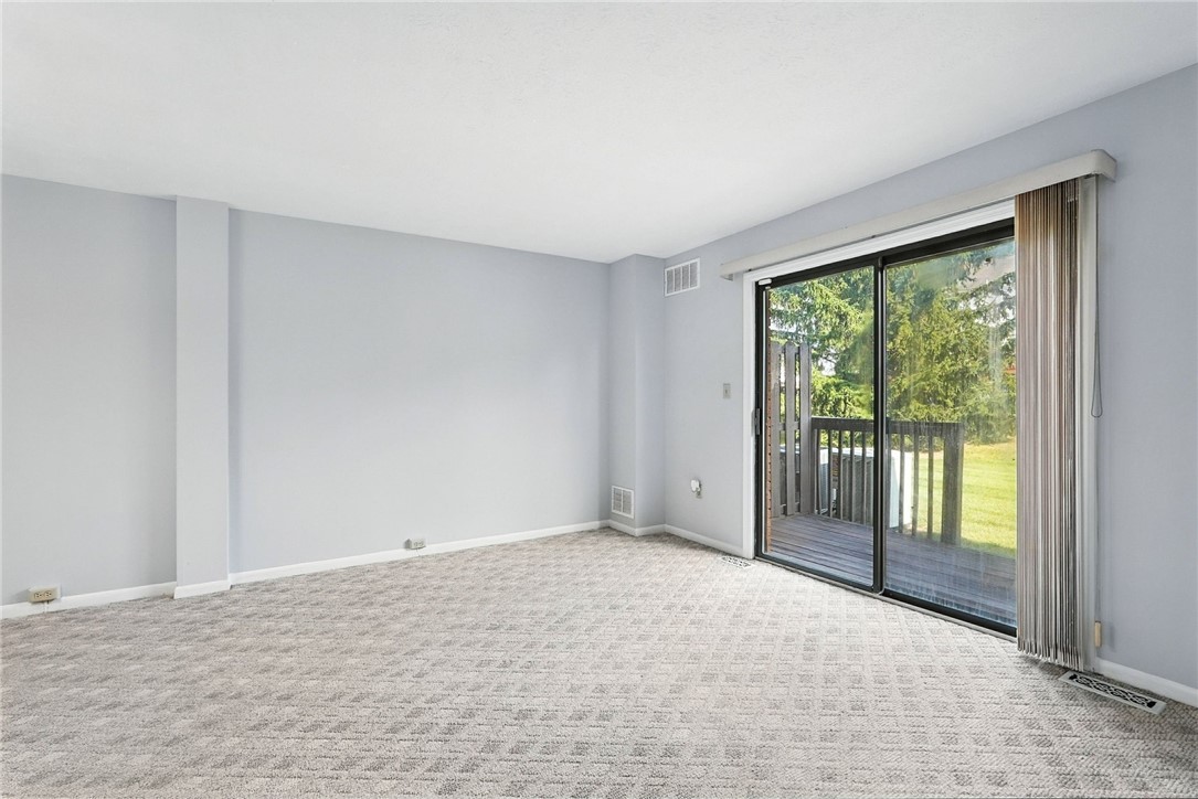 Seven Fields Boro, Pennsylvania 16046, United States, 2 Bedrooms Bedrooms, ,2 BathroomsBathrooms,Residential,Active,187761