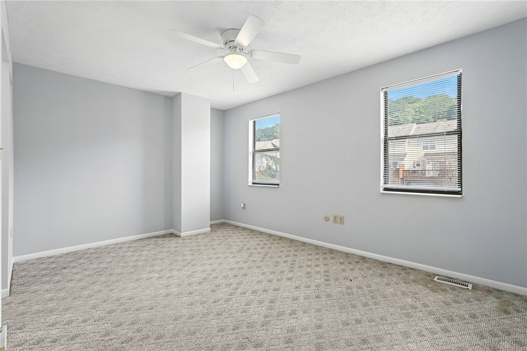 Seven Fields Boro, Pennsylvania 16046, United States, 2 Bedrooms Bedrooms, ,2 BathroomsBathrooms,Residential,Active,187761