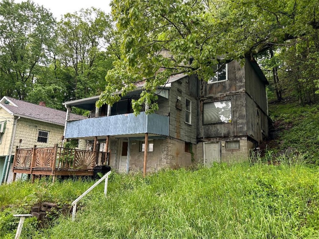 1013 Francis Blvd Blvd, New Kensington, Pennsylvania image 1