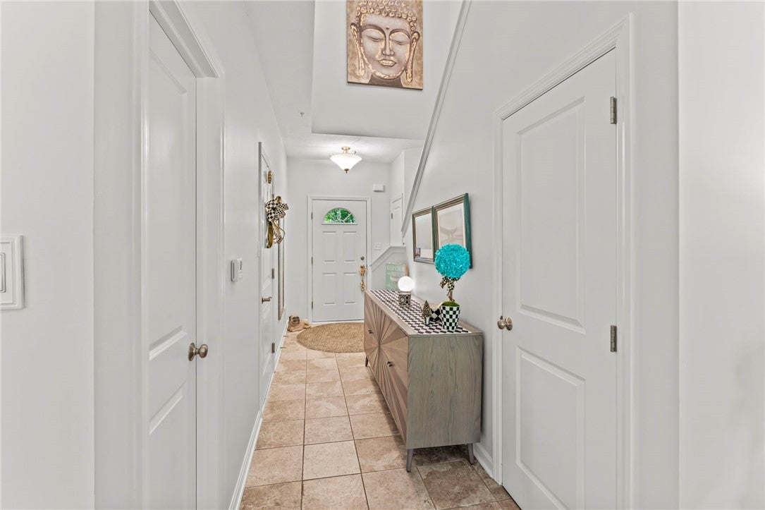 1320 Maplewood Cir