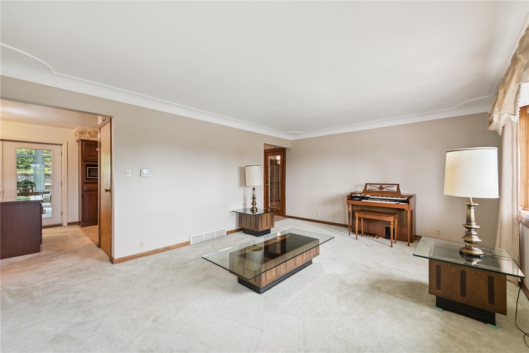 513 McMahon Dr.