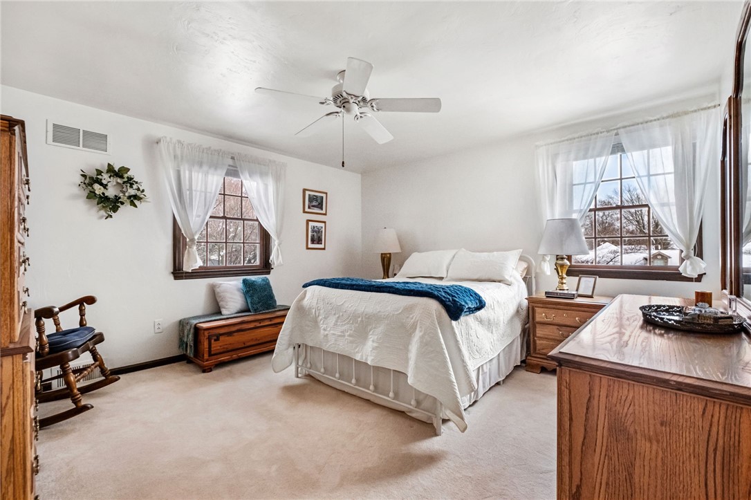 Cranberry Twp, Pennsylvania 16066, United States, 4 Bedrooms Bedrooms, ,3 BathroomsBathrooms,Residential,Pending,17634