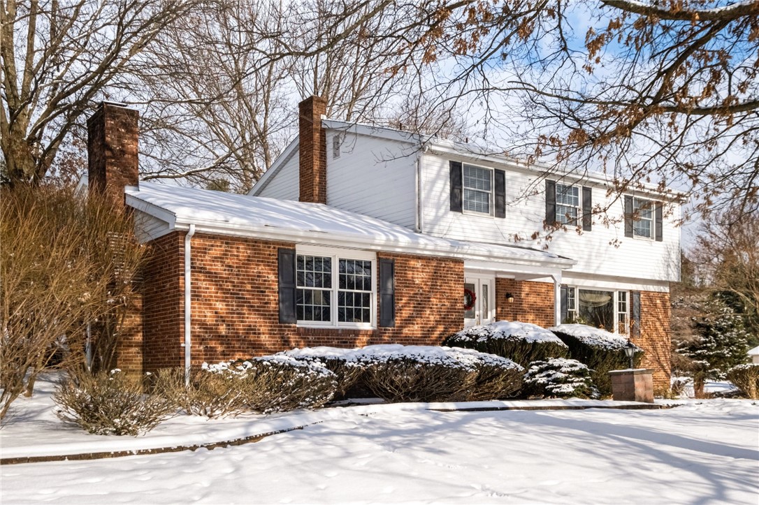 Cranberry Twp, Pennsylvania 16066, United States, 4 Bedrooms Bedrooms, ,3 BathroomsBathrooms,Residential,Pending,17634