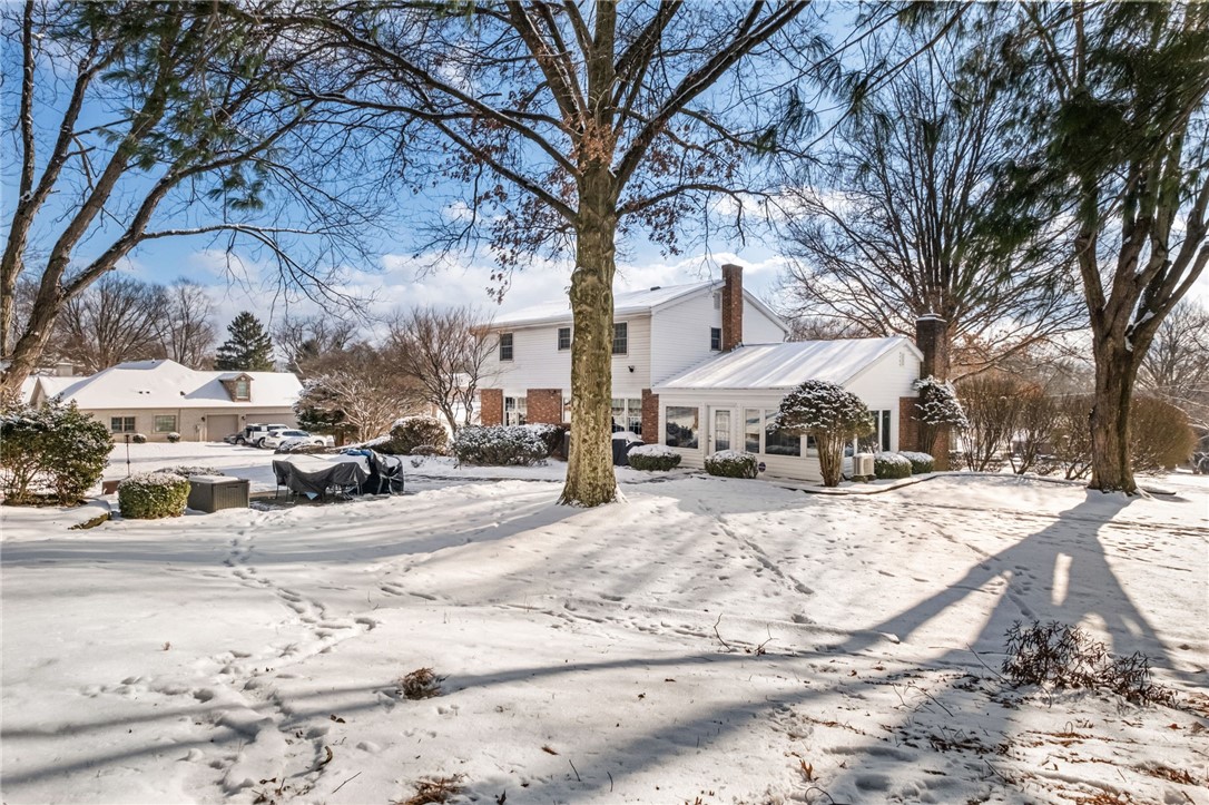 Cranberry Twp, Pennsylvania 16066, United States, 4 Bedrooms Bedrooms, ,3 BathroomsBathrooms,Residential,Pending,17634