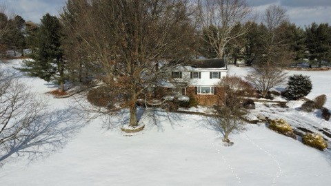 Cranberry Twp, Pennsylvania 16066, United States, 4 Bedrooms Bedrooms, ,3 BathroomsBathrooms,Residential,Pending,17634