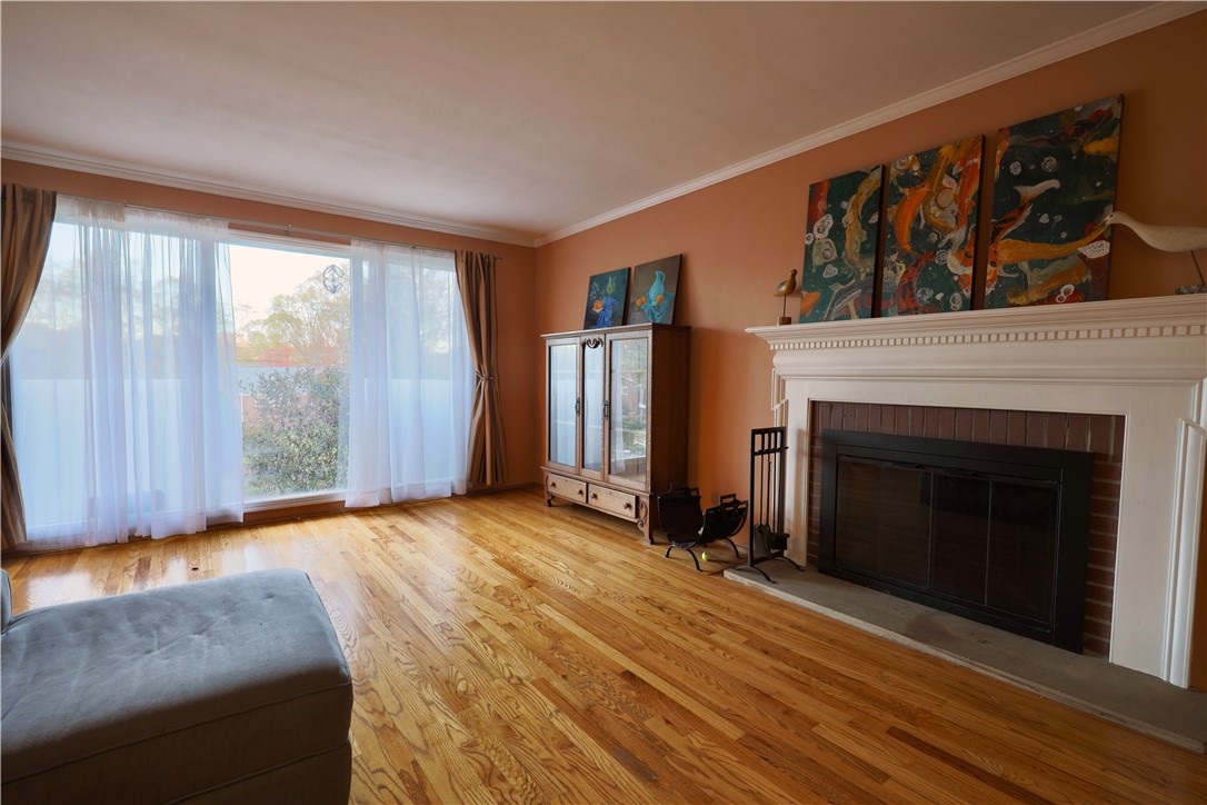 Churchill Boro, Pennsylvania 15235, United States, 4 Bedrooms Bedrooms, ,3 BathroomsBathrooms,Residential,Active,236380