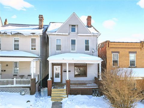 Photo of 145 Plymouth St #2, Pittsburgh, PA 15211 (MLS # 1739584)