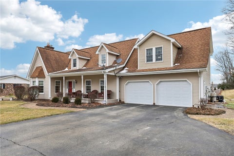 Photo for 202 Locust Ln