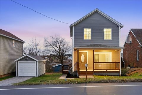 Photo of 612 Virginia Ave, Rochester, PA 15074 (MLS # 1732377)