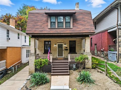 Photo of 233 S Starr Ave, Pittsburgh, PA 15202 (MLS # 1726419)