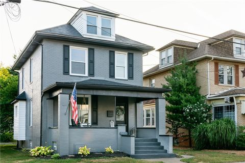 Photo of 1213 Indiana Ave, Monaca, PA 15061 (MLS # 1735156)