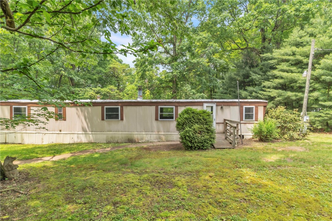Connoquenessing Twp, Pennsylvania 16033, United States, 2 Bedrooms Bedrooms, ,1 BathroomBathrooms,Residential,Active,148225