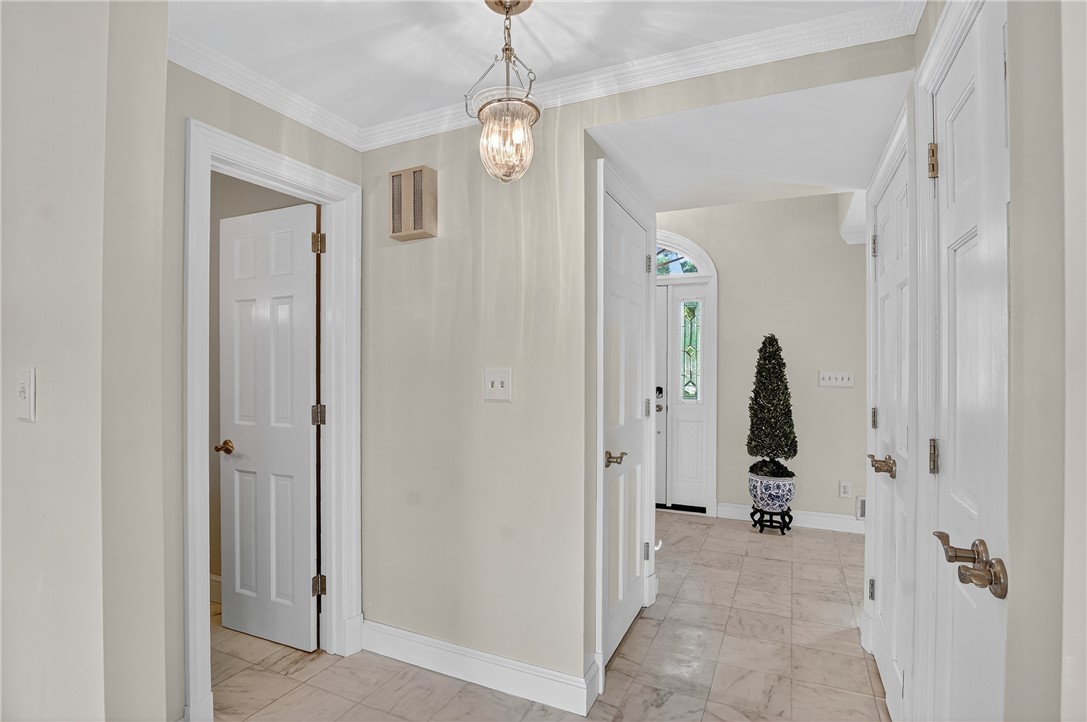 St Clair, Pennsylvania 15241, United States, 4 Bedrooms Bedrooms, ,3 BathroomsBathrooms,Residential,Active,199817