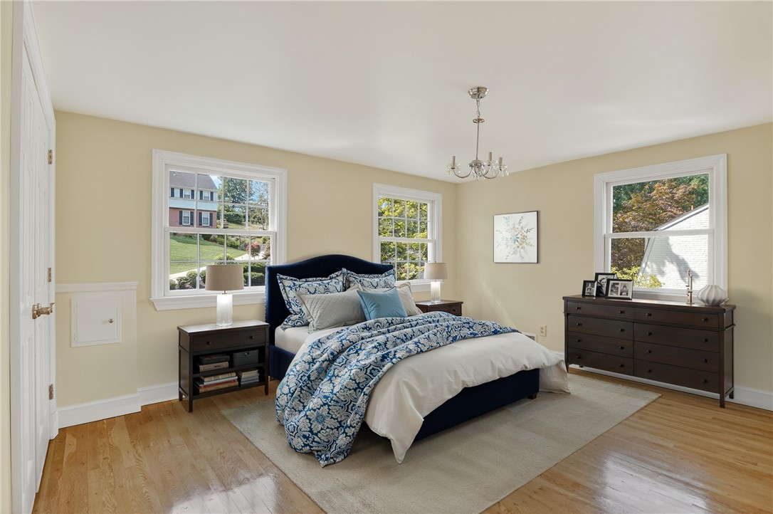 St Clair, Pennsylvania 15241, United States, 4 Bedrooms Bedrooms, ,3 BathroomsBathrooms,Residential,Active,199817