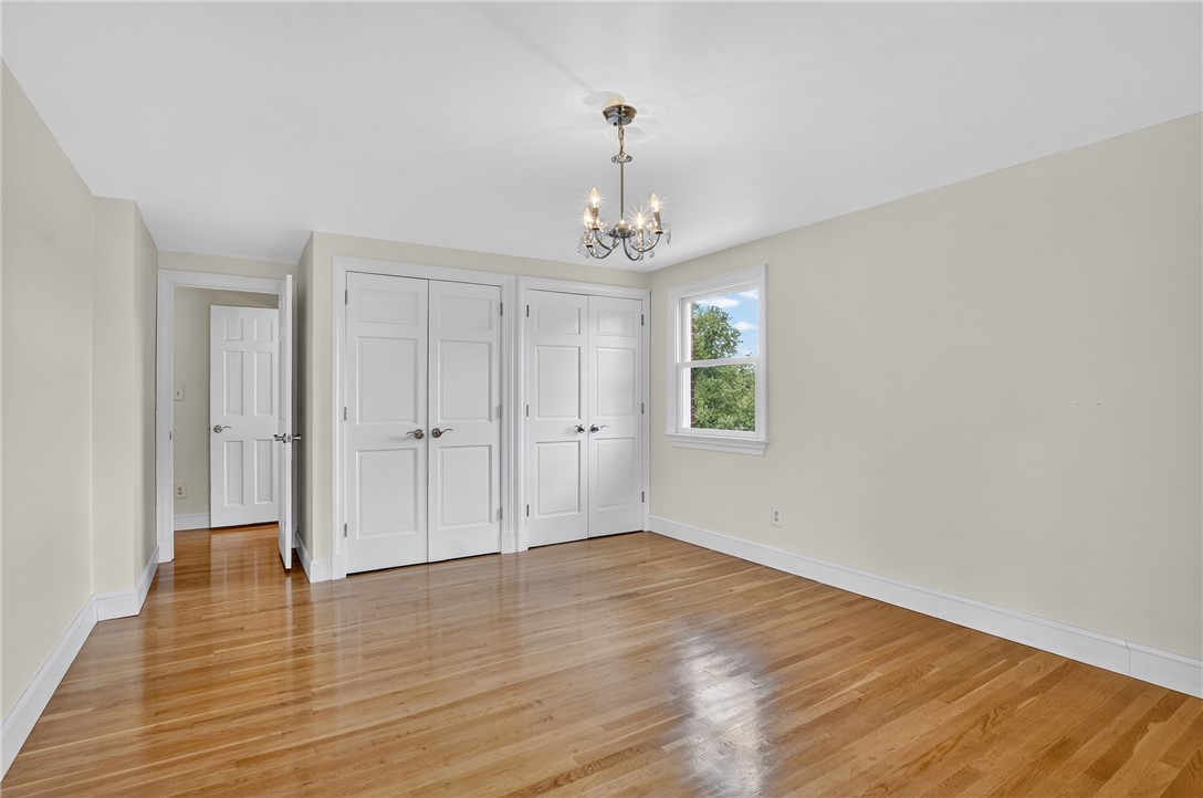 St Clair, Pennsylvania 15241, United States, 4 Bedrooms Bedrooms, ,3 BathroomsBathrooms,Residential,Active,199817