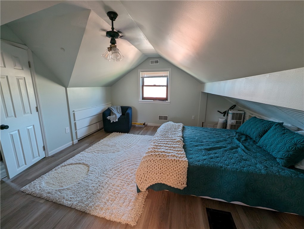 Scott Twp - Sal, Pennsylvania 15243, United States, 3 Bedrooms Bedrooms, ,3 BathroomsBathrooms,Residential,Active,90431