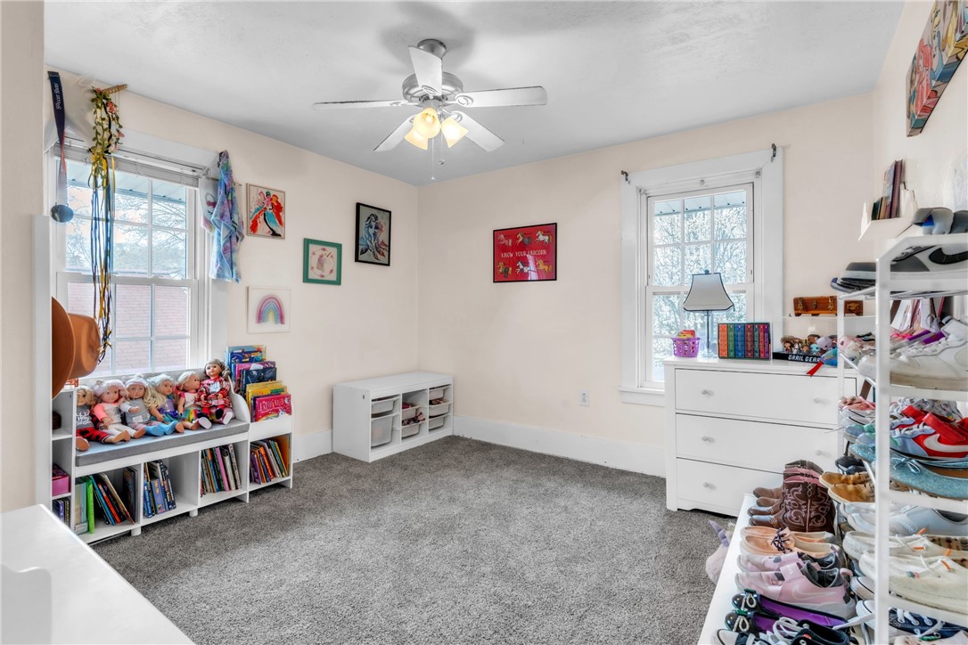 130 N Main St St, Houston, Pennsylvania image 24