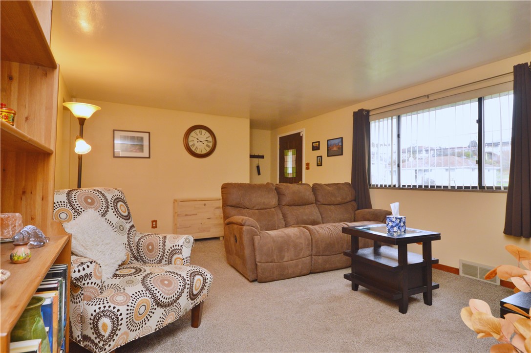 109 Thorncrest Drive