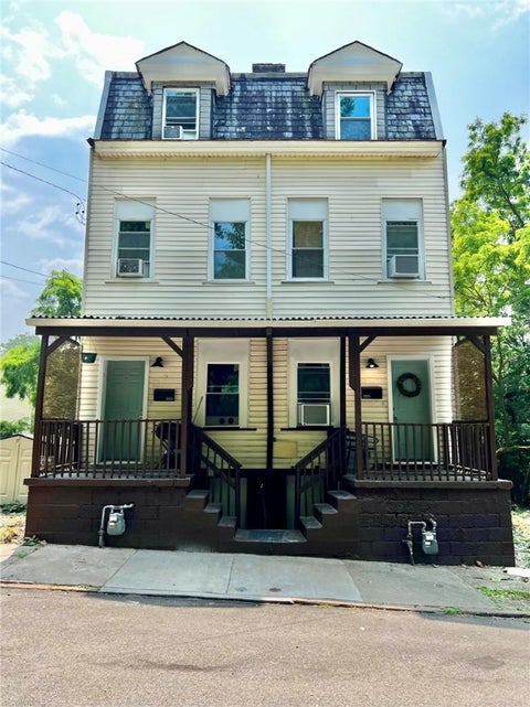 Photo for 553-555 Norman St