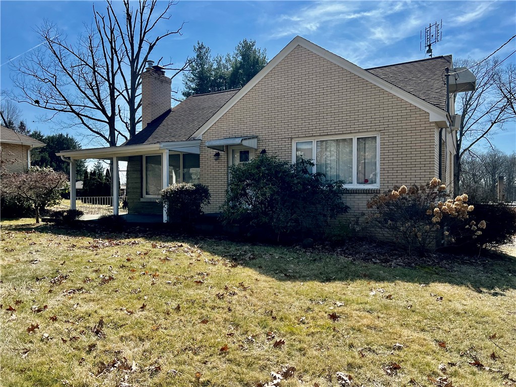 1919 Shady Drive Dr, Farrell, Pennsylvania image 2