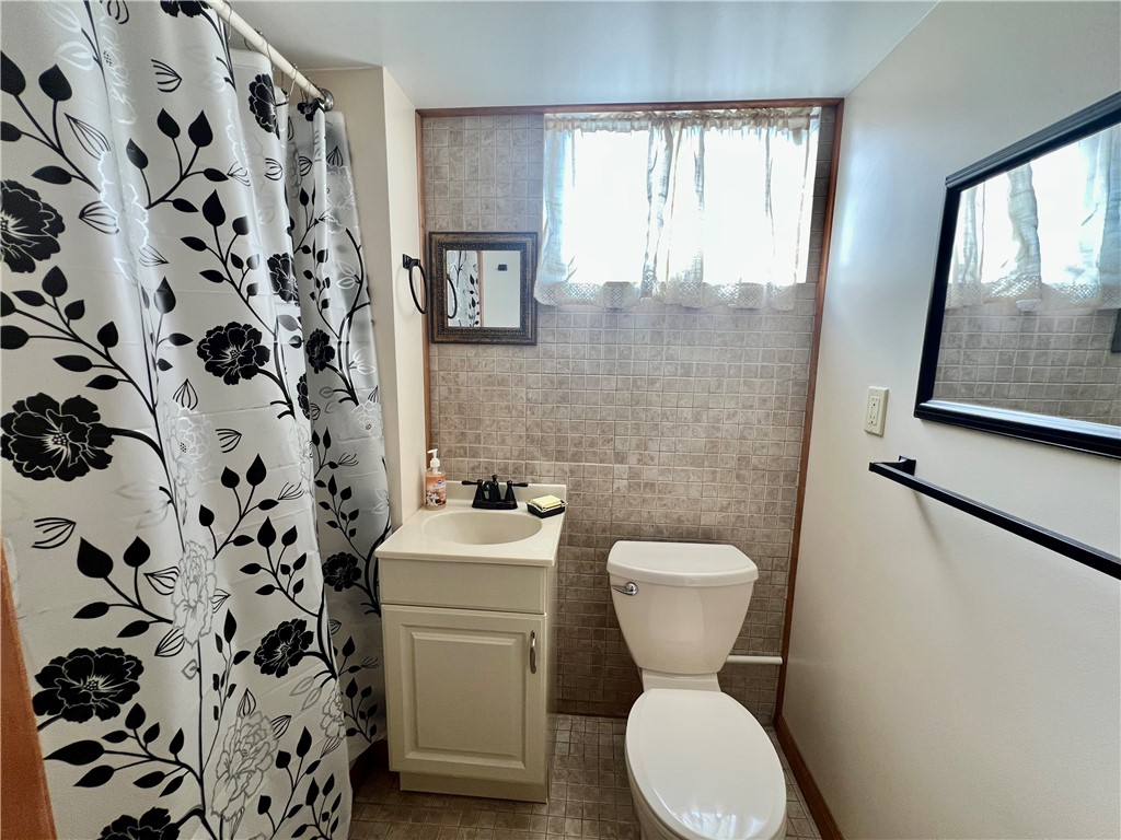 1919 Shady Drive Dr, Farrell, Pennsylvania image 20