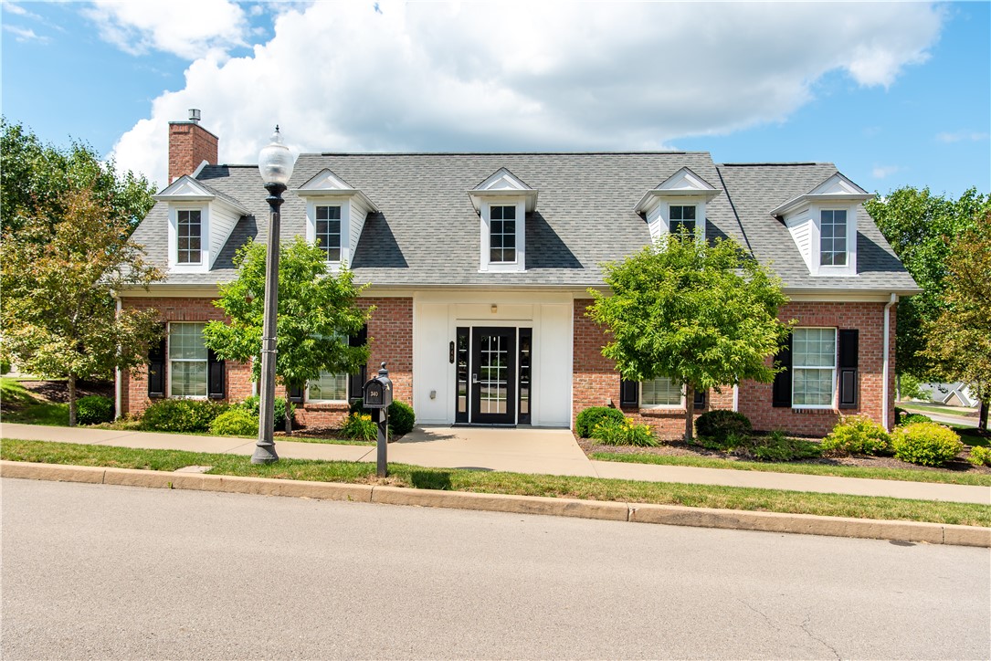 Cranberry Twp, Pennsylvania 16066, United States, 3 Bedrooms Bedrooms, ,3 BathroomsBathrooms,Residential,Active,238190