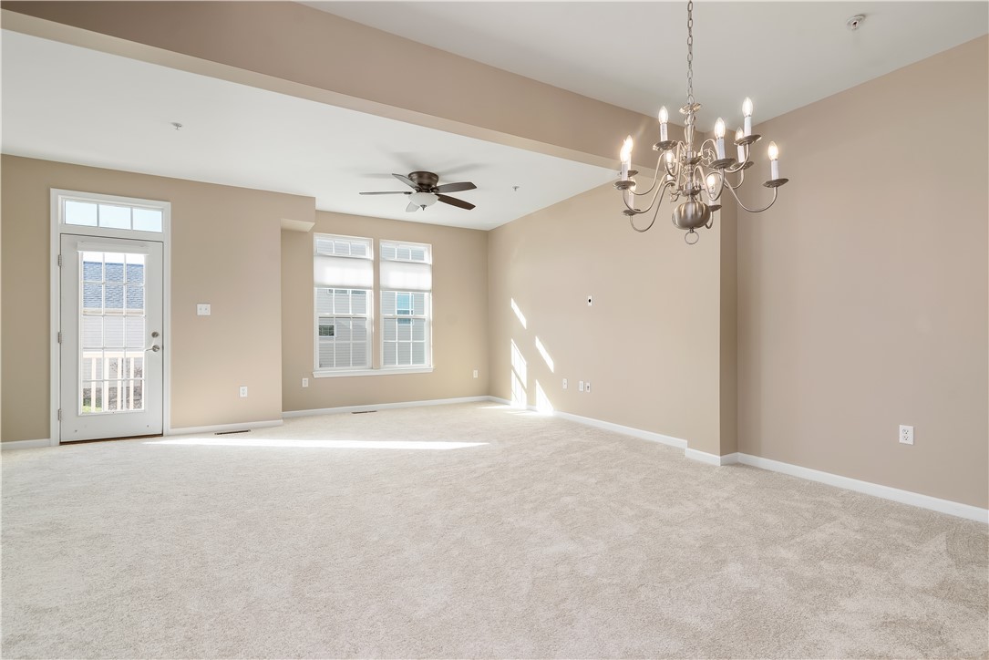 Cranberry Twp, Pennsylvania 16066, United States, 3 Bedrooms Bedrooms, ,3 BathroomsBathrooms,Residential,Active,238190