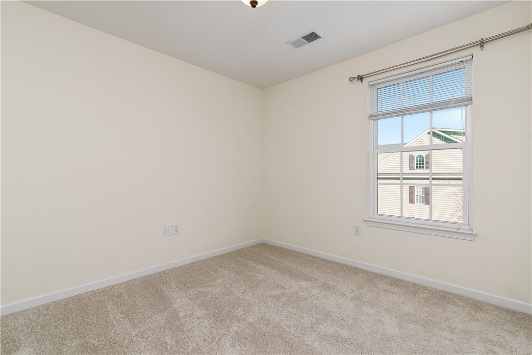 Cranberry Twp, Pennsylvania 16066, United States, 3 Bedrooms Bedrooms, ,3 BathroomsBathrooms,Residential,Active,238190